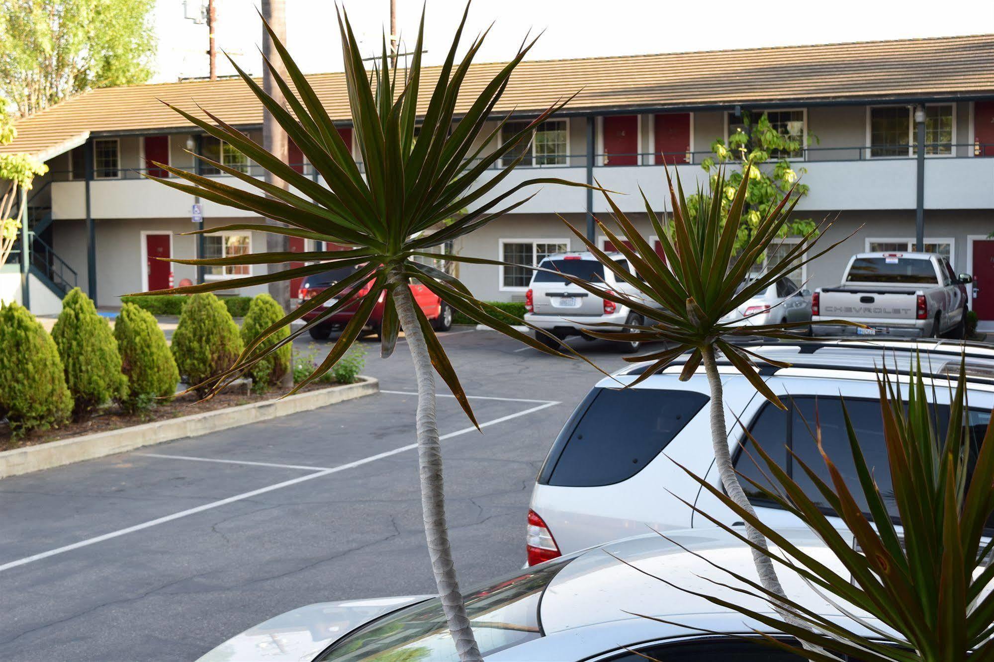 Rose Garden Inn Santa Barbara Exteriör bild